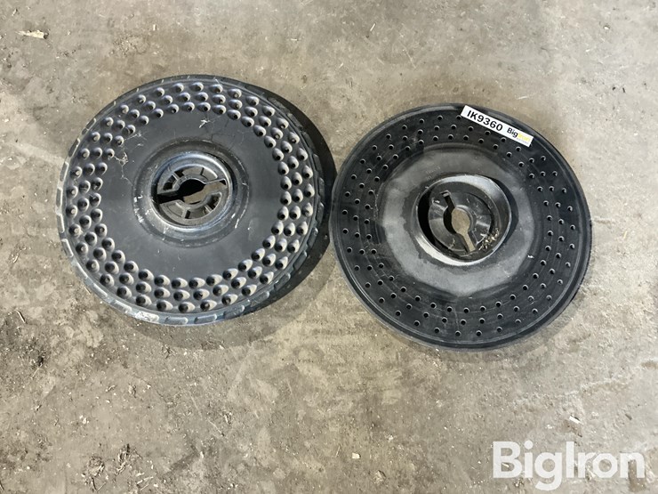 john-deere-bean-plates-image-10