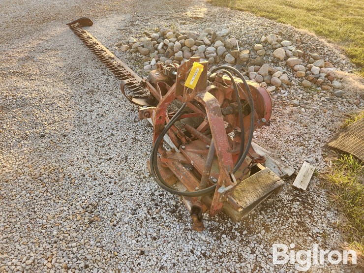 international-1300-image-9