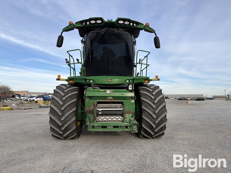 2022-john-deere-9900i-forage-harvester-image-2