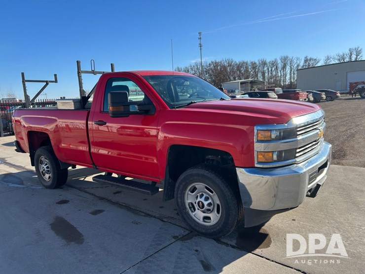 chevrolet-silverado-2500-image-10
