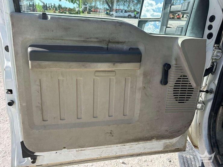 2008-ford-f350-image-11