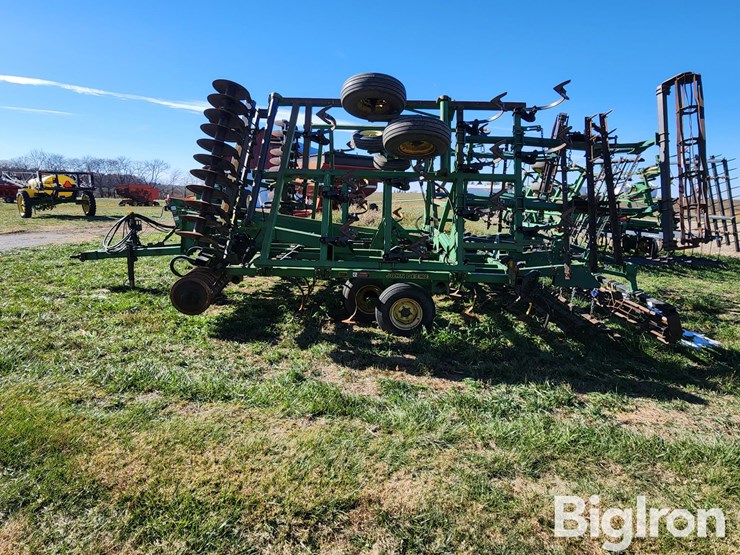 john-deere-726-image-9