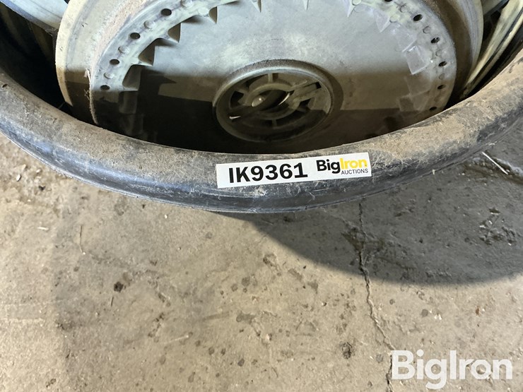 john-deere-corn-plates-image-11