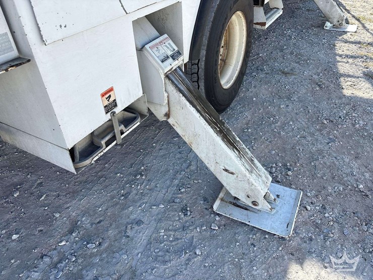 2013-international-workstar-7400-image-35