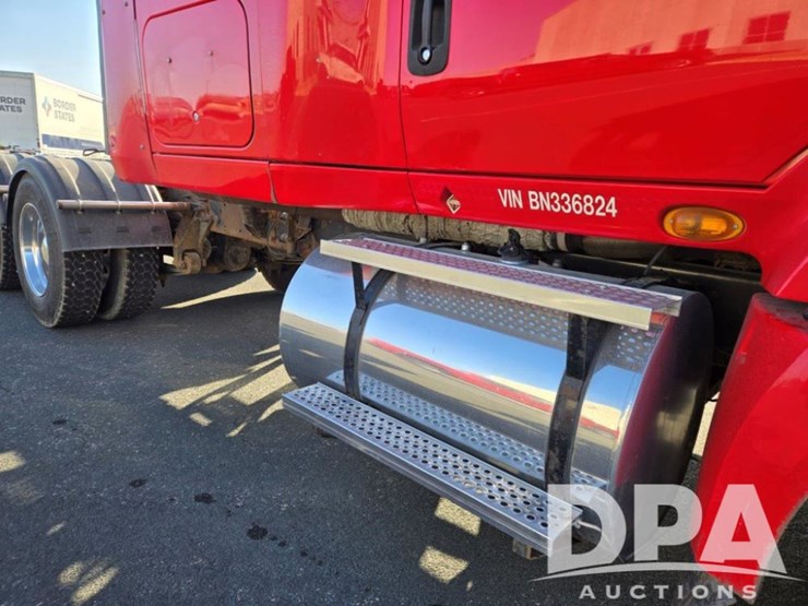 2011-international-prostar-image-15