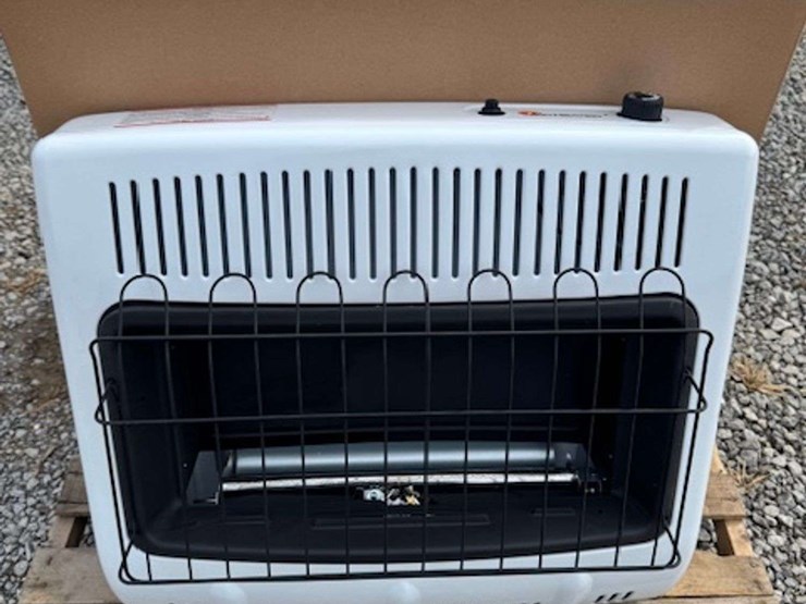 unused-mr-heater-30000-btu/hr-liquid-propane-vent-free-heater-image-1