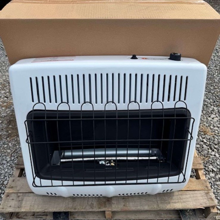 UNUSED MR HEATER 30000 BTU/HR LIQUID PROPANE VENT FREE HEATER