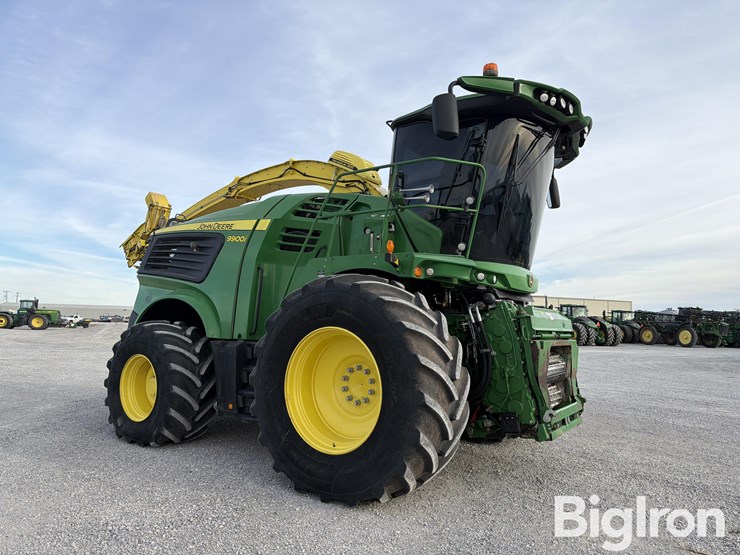 2022-john-deere-9900i-forage-harvester-image-3