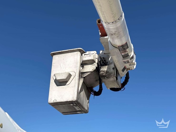 2013-international-workstar-7400-image-17