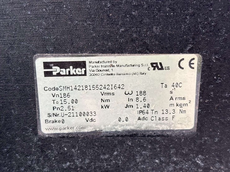 2020-hino-195-image-23