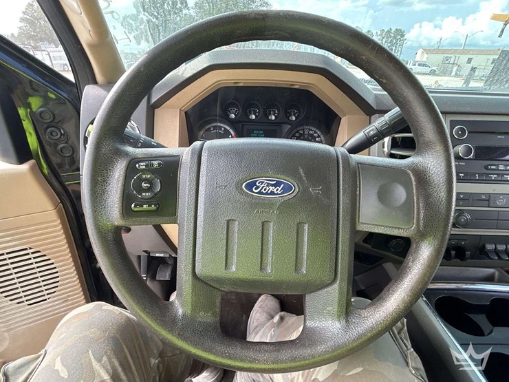 2013-ford-f450-image-13