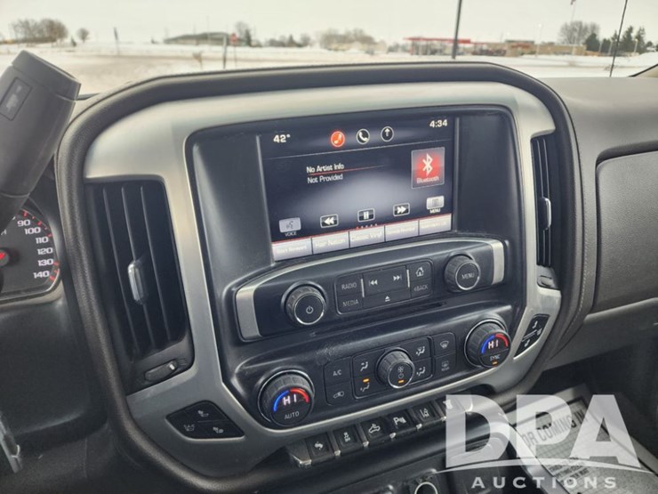 2015-gmc-2500-image-8