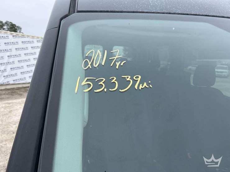 2017-ford-transit-image-26