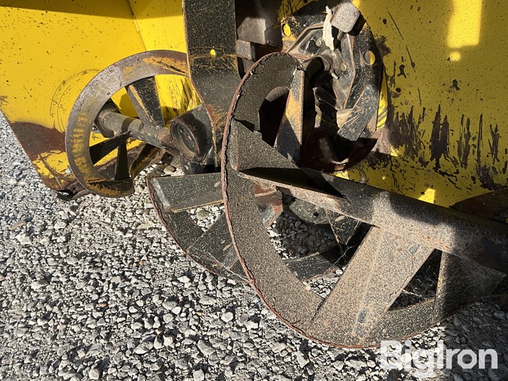 john-deere-1435-image-12