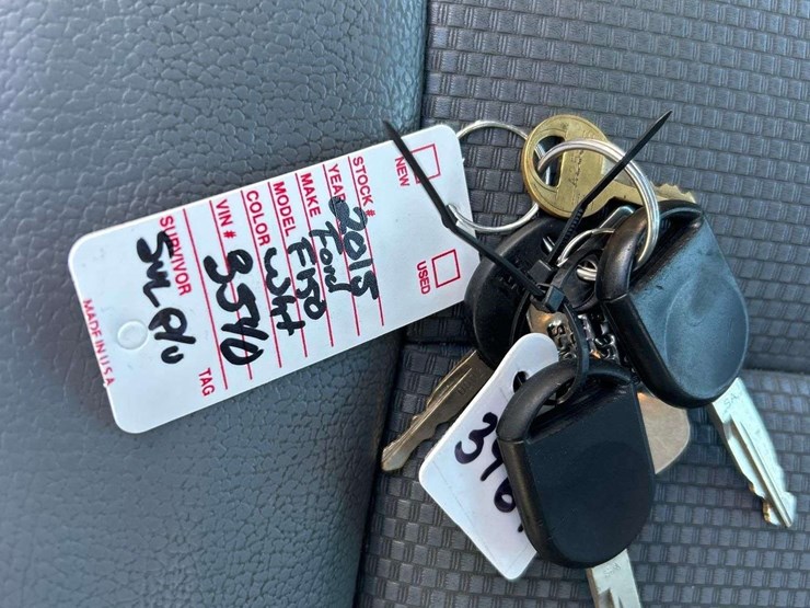 2015-ford-f350-image-28