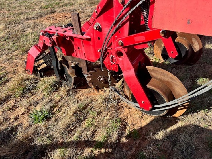 sunflower--16-row-do-all-plow-image-2