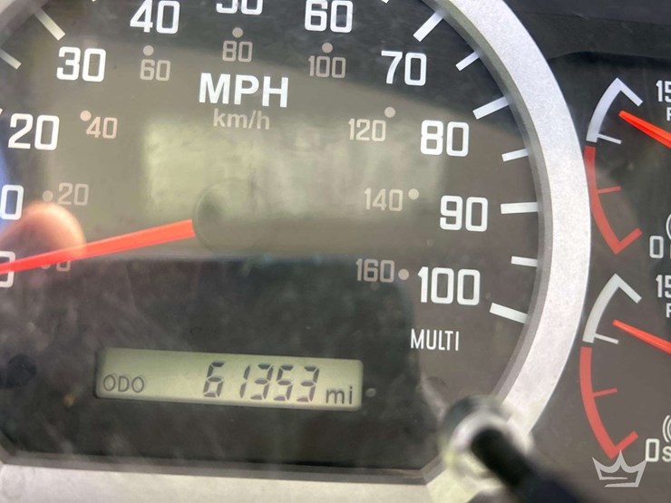 2018-isuzu-ftr-image-6