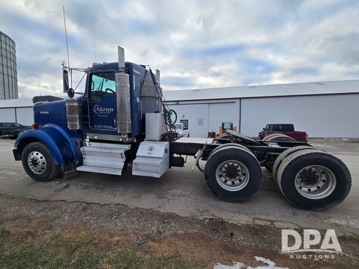 2006-kenworth-w900-image-2