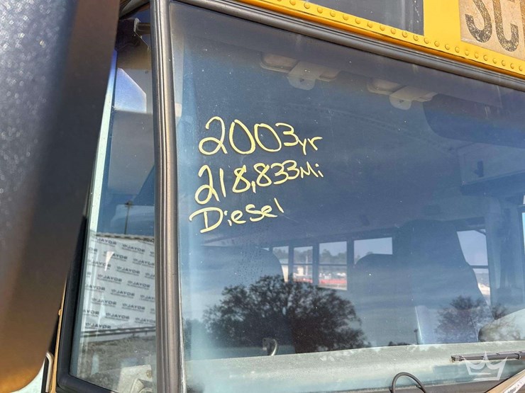 2003-ic-corporation-3000ic-school-bus-image-36