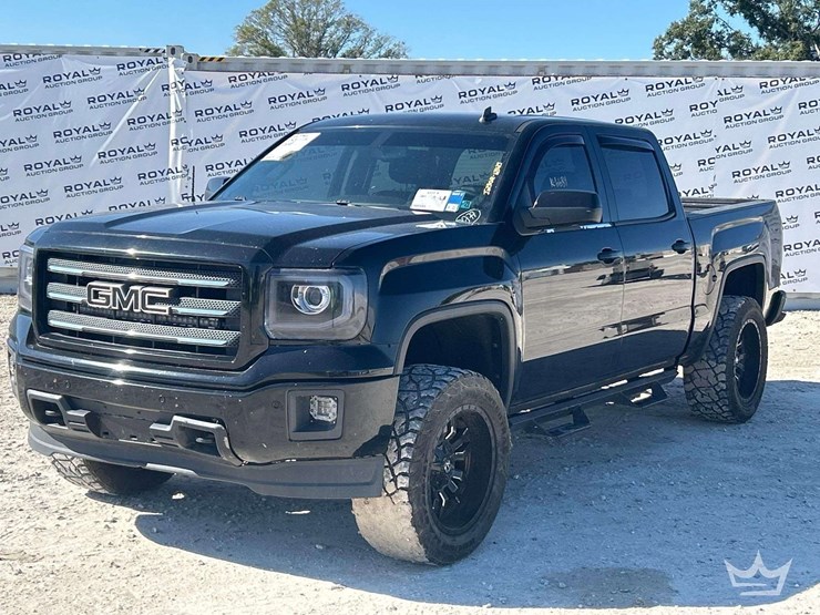 2014-gmc-sierra-slt-4x4-crew-cab-pickup-truck-image-1