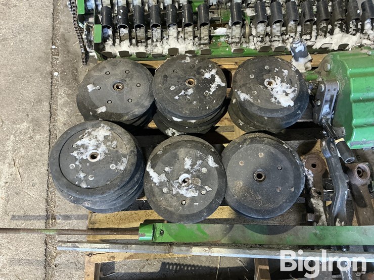 john-deere-1690-image-11