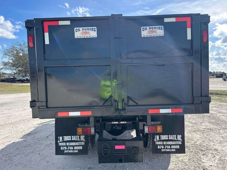 2018-isuzu-ftr-image-26