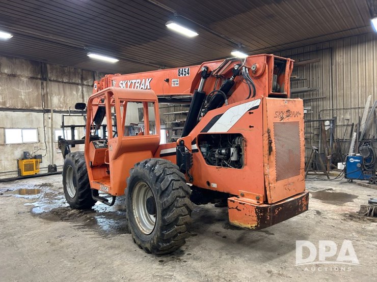 sky-trak-10054-image-5