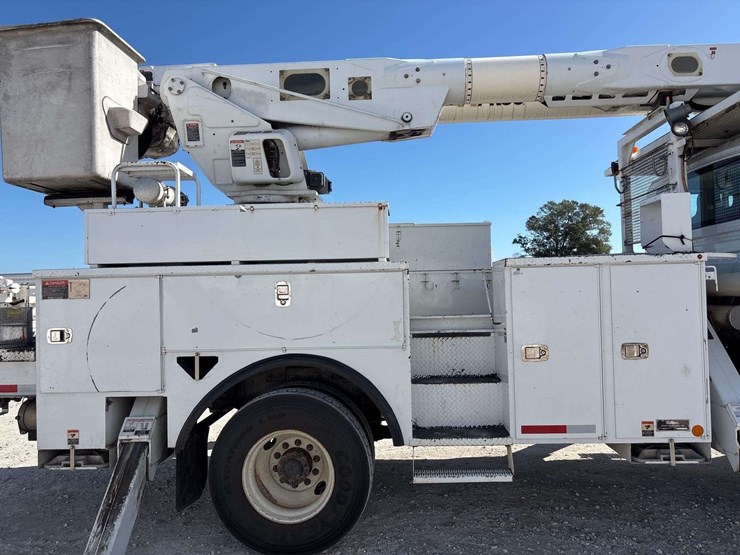 2013-international-workstar-7400-image-42