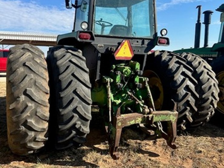john-deere-4850-image-2