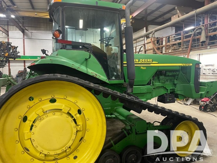 john-deere-8410t-image-6