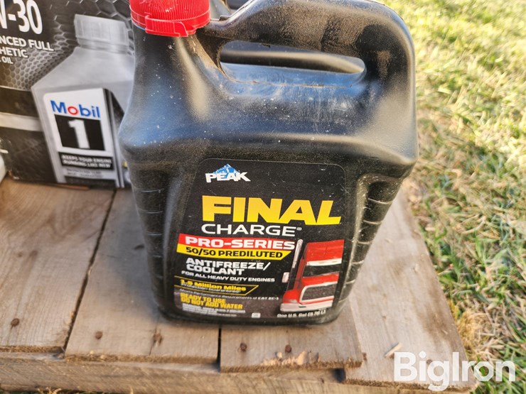 gas-cans-&-lubricants-image-10