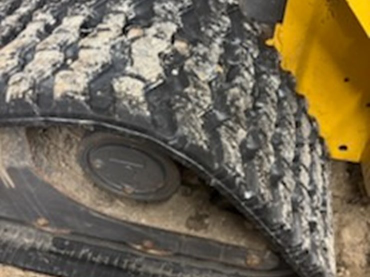 new-holland-c238-image-8