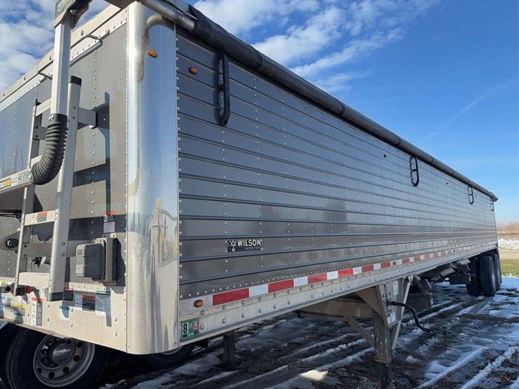 2022-wilson-ag-hopper-image-1