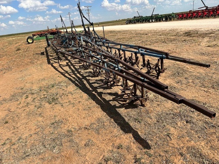 sam-stevens-sand-fighter-image-1