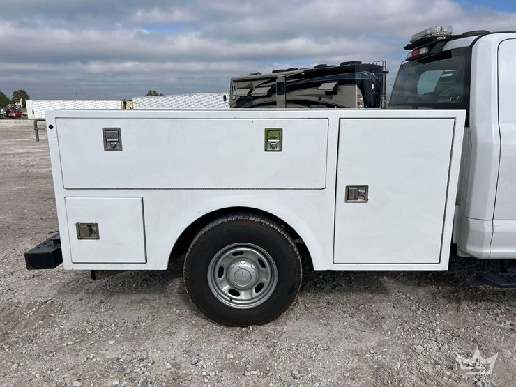 2020-ford-f250-image-21