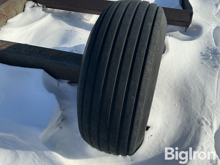 liston-welding-round-bale-trailer-image-19