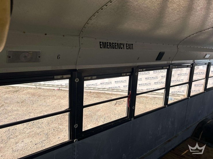 2003-ic-corporation-3000ic-school-bus-image-22