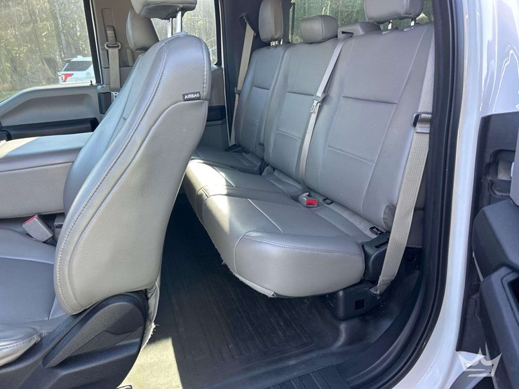 2016-ford-f150-image-12