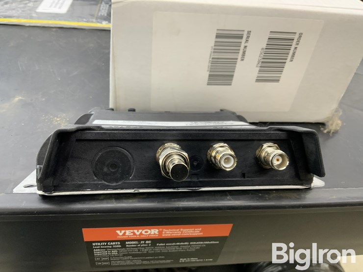 2024-john-deere-jdlink-r-modem-image-4