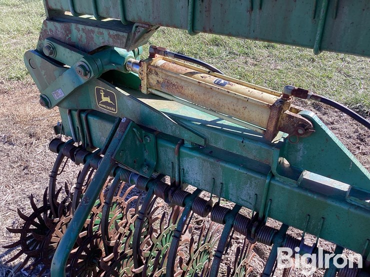 john-deere-400-image-17