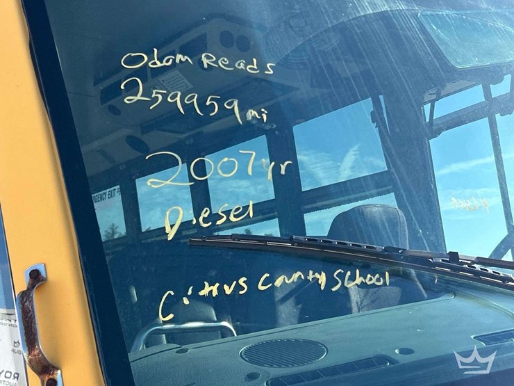 2007-frienghtliner-b2-school-bus-image-23