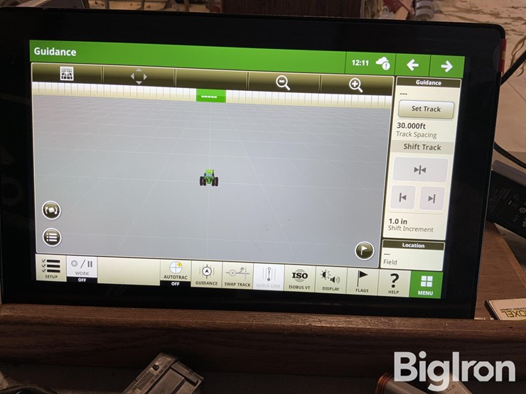 2025-john-deere-g5-plus-universal-display-image-9