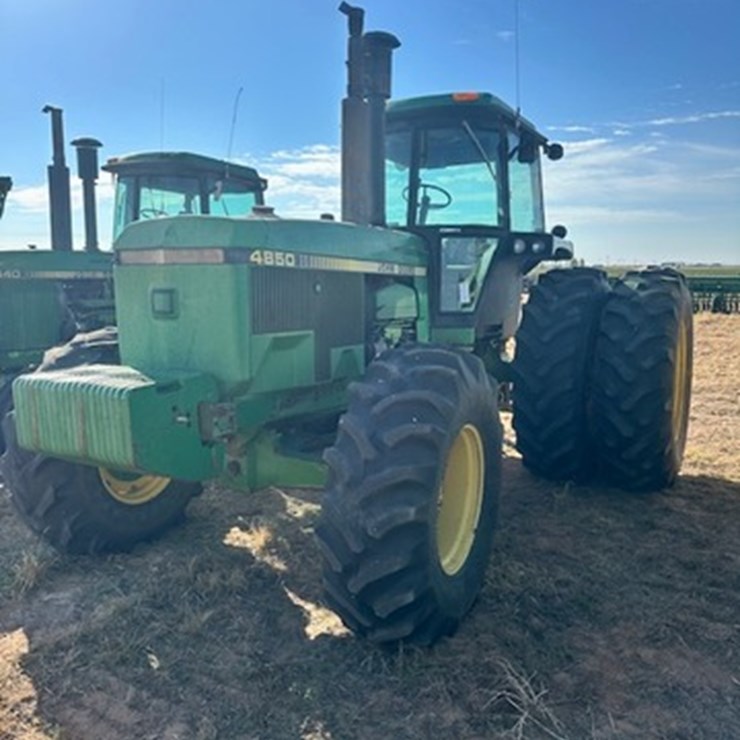 JOHN DEERE 4850