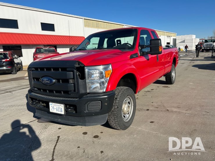 ford-f250-xl-image-1
