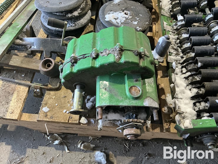 john-deere-1690-image-9