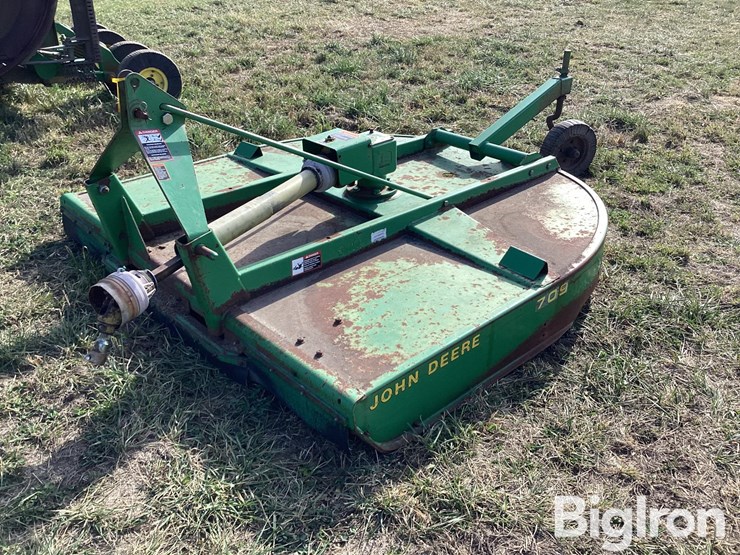 john-deere-709-image-1