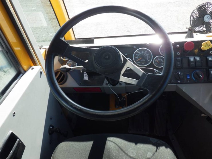 2016-autocar-xspotter-image-10