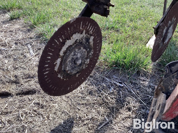 international-720-image-16