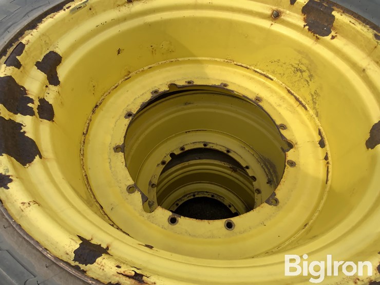 john-deere-710/65r46-tires/-wheels-image-17