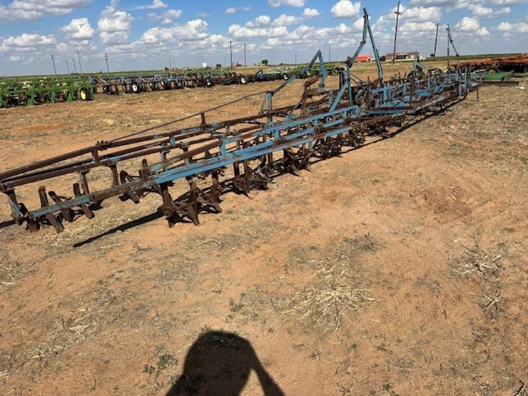 sam-stevens-sand-fighter-image-1